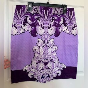 EUC New York & Company NY&C Stretch Purple Rococo Pencil Skirt Back Slit Size 14